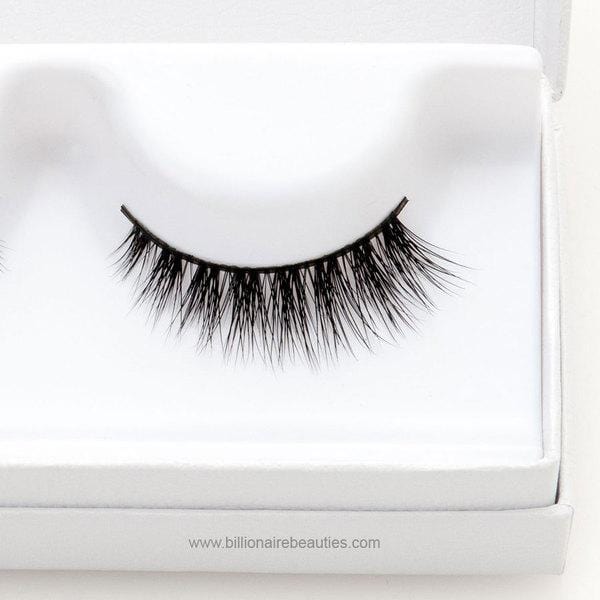 Best natural-looking mink lashes featuring flared ends to enhance and elongate the eyes-cateyes